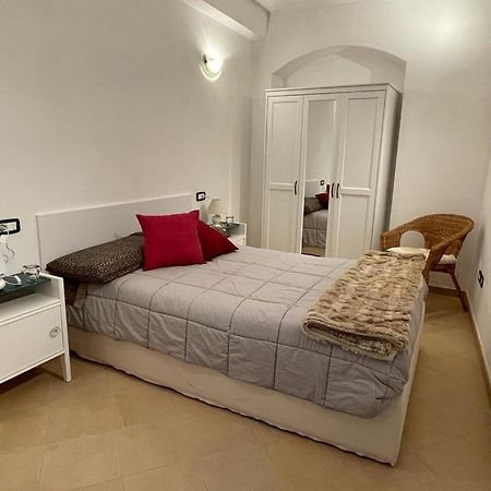 Willa La Loggia Di Na Albenga Zewnętrze zdjęcie