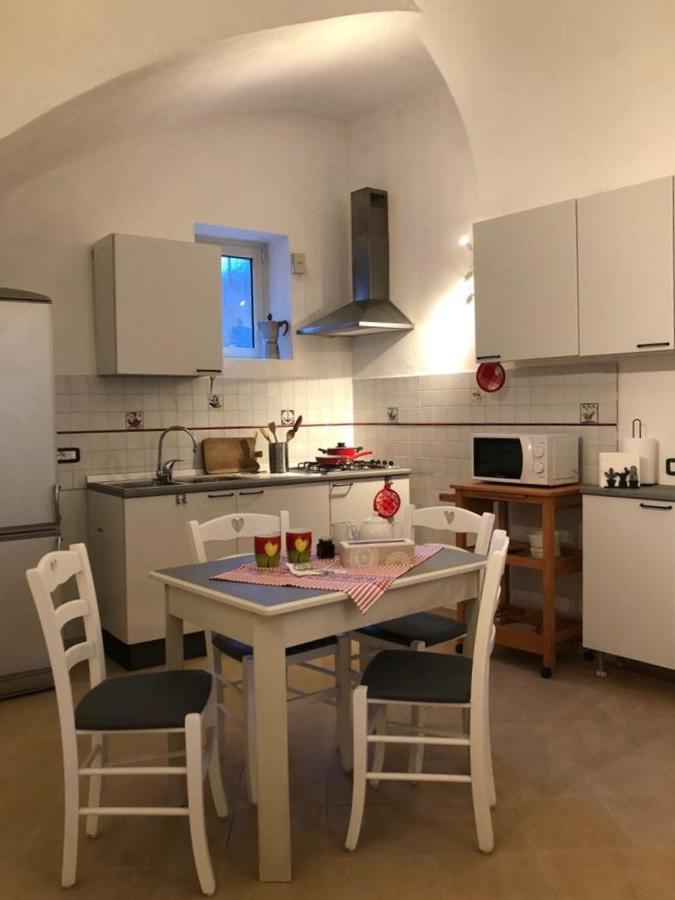 Willa La Loggia Di Na Albenga Zewnętrze zdjęcie