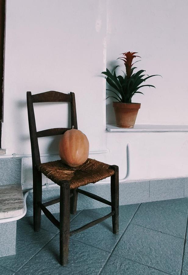 Willa La Loggia Di Na Albenga Zewnętrze zdjęcie